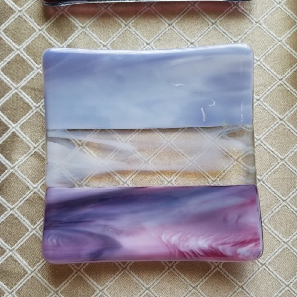 Handmade art glass plate - medium